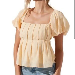 ASTR The Label pleated tie back peplum top size S